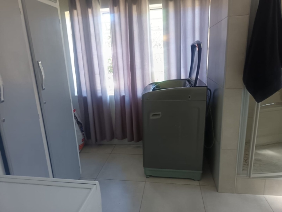 4 Bedroom Property for Sale in Herlear Northern Cape